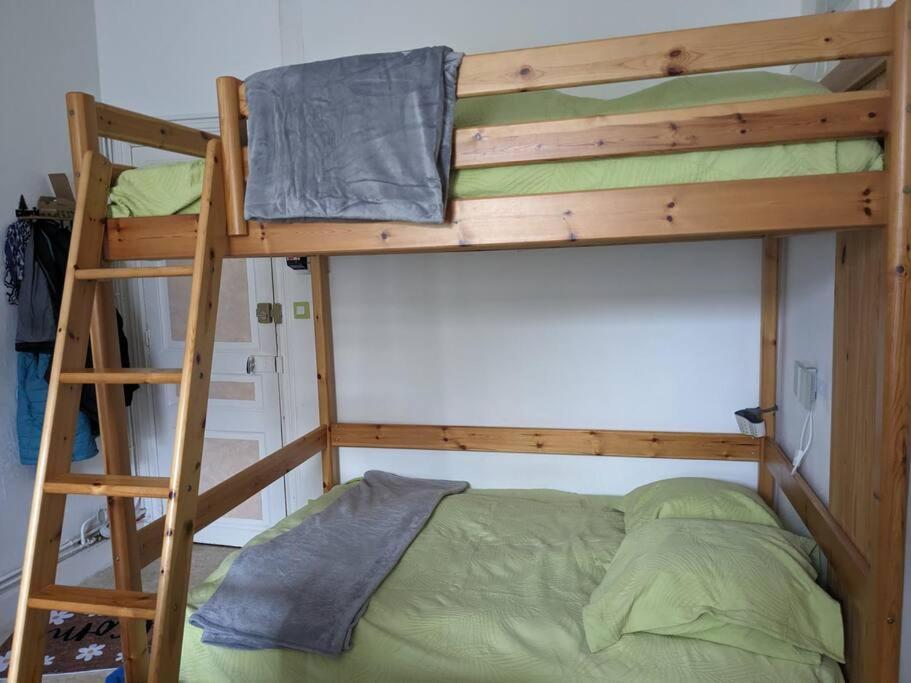 Le Nid Apartment La Bourboule Luaran gambar